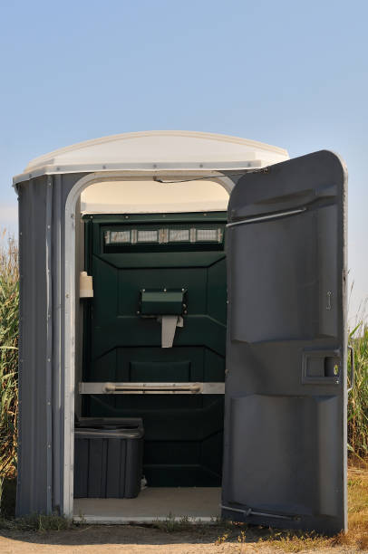 Best Portable bathroom rental  in Marion, IN